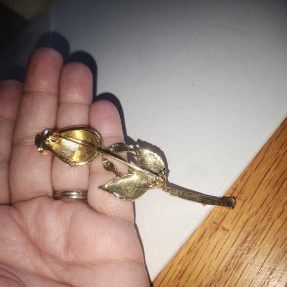 VINTAGE GOLD PLATED CRYSTAL ROSE BROOCH PIN - Picture 3 of 3